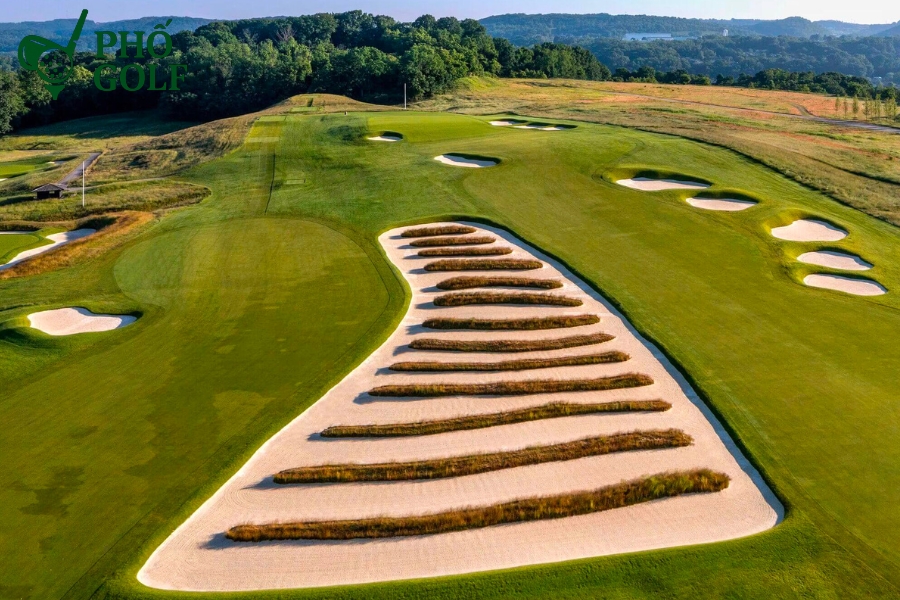 Bunker golf là gì và kỹ thuật thoát bẫy cát hiệu quả Bunker golf là gì và kỹ thuật thoát bẫy cát hiệu quả