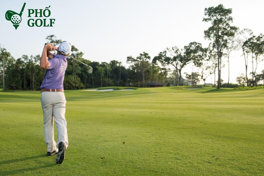 Khóa Học Golf Cho Người Mới Bắt Đầu & Nâng Cao tại PhốGolf Khóa Học Golf Cho Người Mới Bắt Đầu & Nâng Cao tại PhốGolf