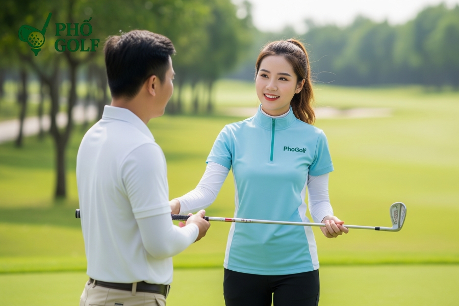 Bật mí cách đọc line trên green chuẩn xác như chuyên gia Bộ sưu tập gậy Putter cao cấp trưng bày tại showroom PhốGolf, với nhiều kiểu dáng và hệ thống căn chỉnh khác nhau