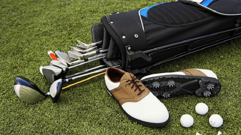 Sân golf Thủ Đức bảng giá, dịch vụ và đánh giá mới Dụng cụ chơi golf